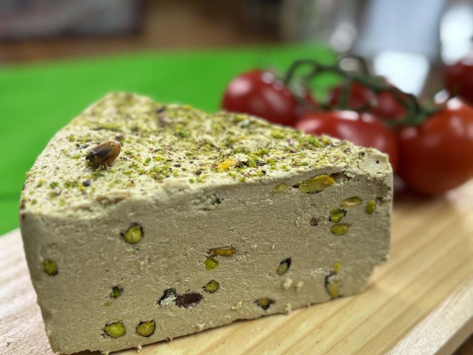 Manisa Antep Fıstıklı Tahin Helva (500 gr)