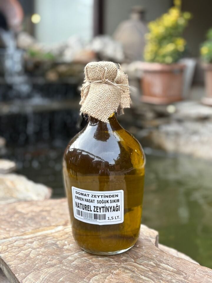 Domat Zeytinden Erken Hasat Soğuk Sıkım Naturel Zeytinyağı (1,5 lt)