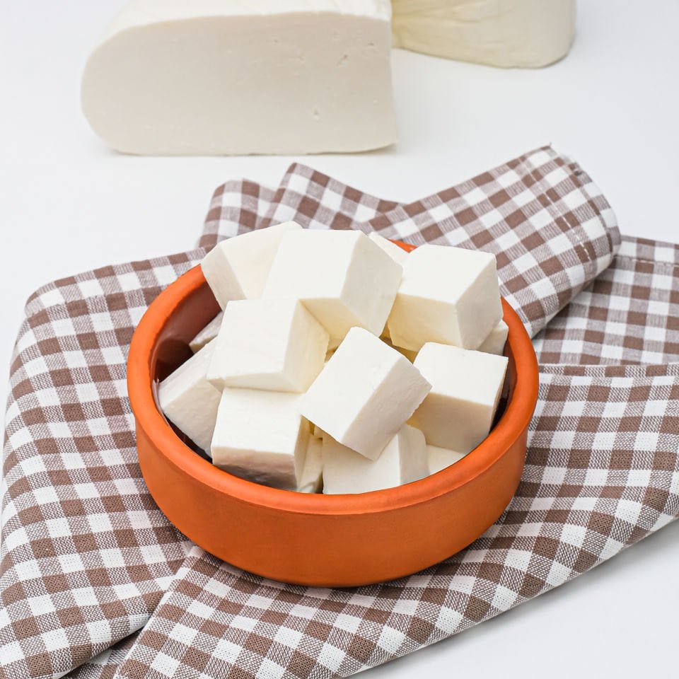 Az Tuzlu Çoban Keçi Peyniri (600 gr)